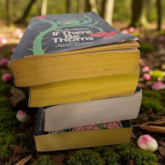 VC Andrews Dollanganger Paperback 4 Books Saga Keyhole Vintage Pocket Gothic 80s - Picture 5 of 16